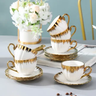 Gold-like Stroke Trim Tea Set